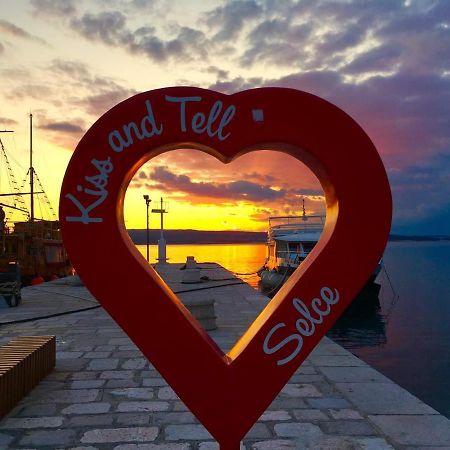 Apartments Adriatic Селце Екстер'єр фото