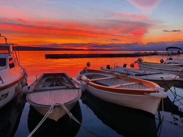 Apartments Adriatic Селце Екстер'єр фото