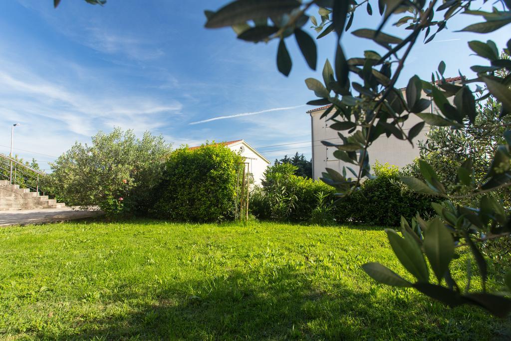 Apartments Adriatic Селце Екстер'єр фото