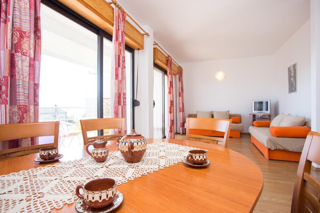 Apartments Adriatic Селце Екстер'єр фото