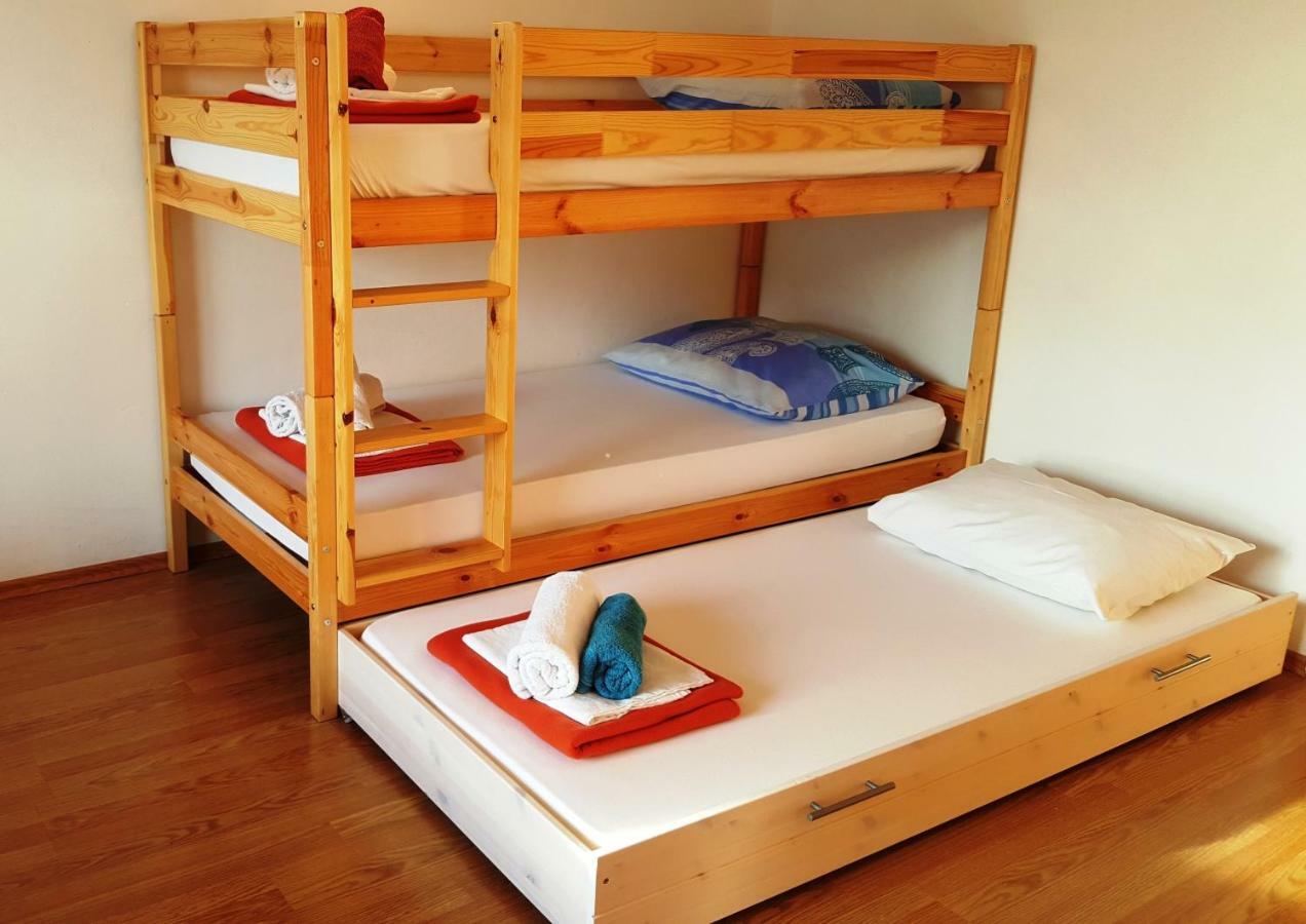 Apartments Adriatic Селце Екстер'єр фото